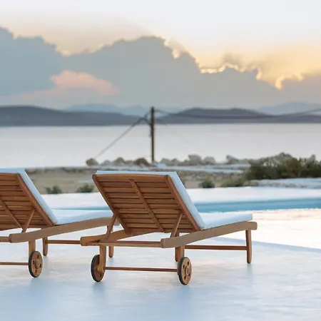 Mesmerizing 5bed With Pool In Kanalia *