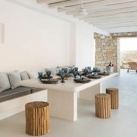 Mesmerizing 5bed With Pool In Kanalia *