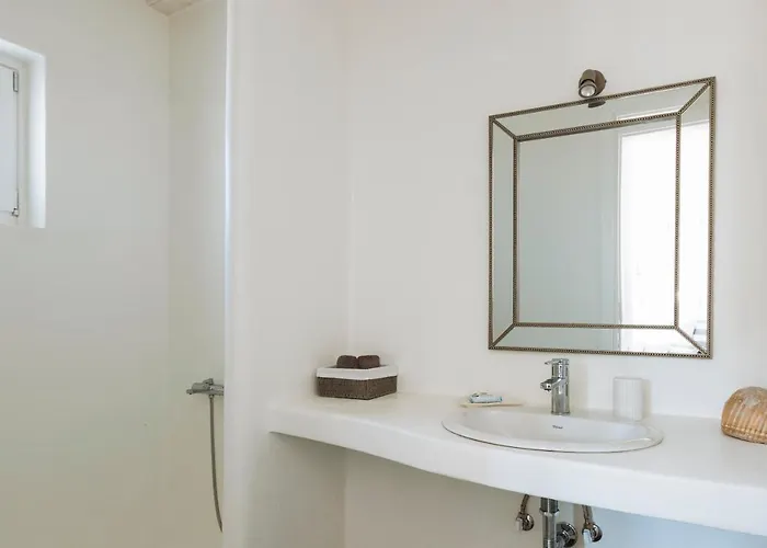 Mesmerizing 5bed With Pool In Kanalia * Agios Ioannis Diakoftis